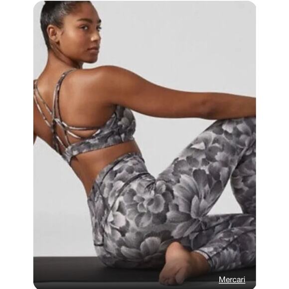 Athleta Pant  “Elation” Textured Tight Chakra Floral Black/ Seasalt #985195 XS - Picture 2 of 9